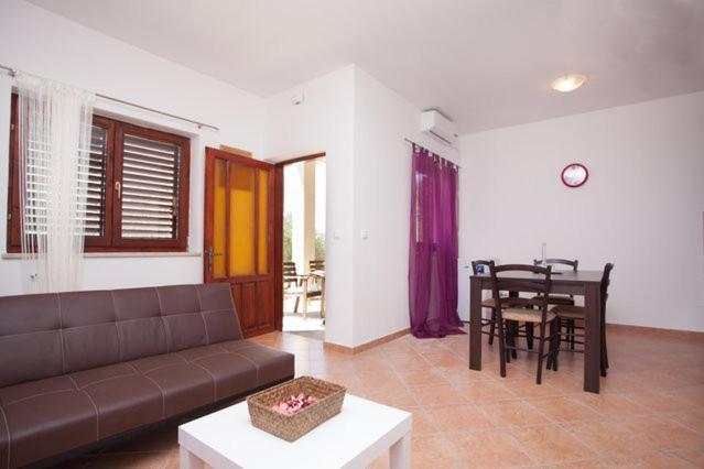 Villa Lili Pola Camera foto