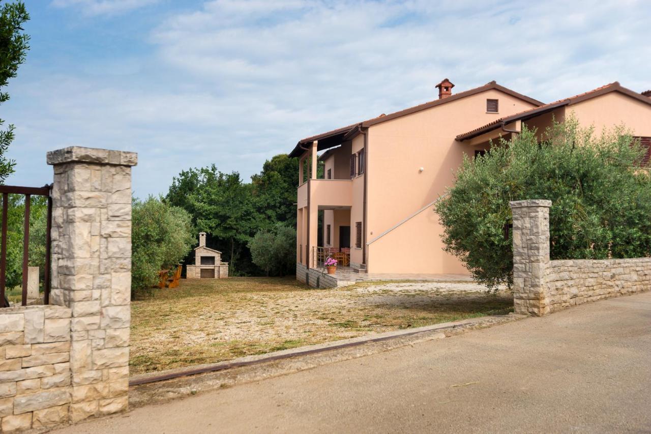 Villa Lili Pola Esterno foto