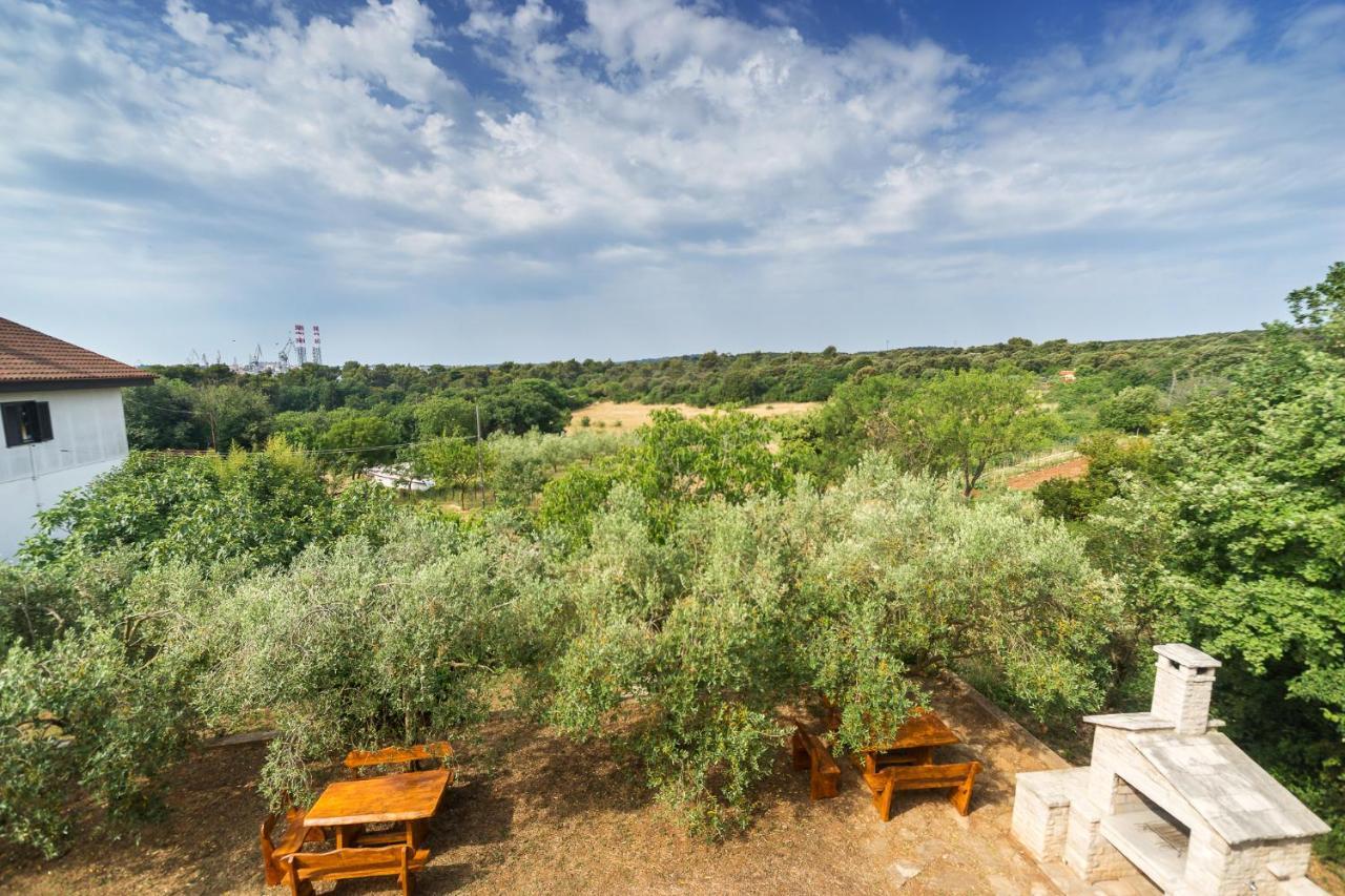 Villa Lili Pola Esterno foto