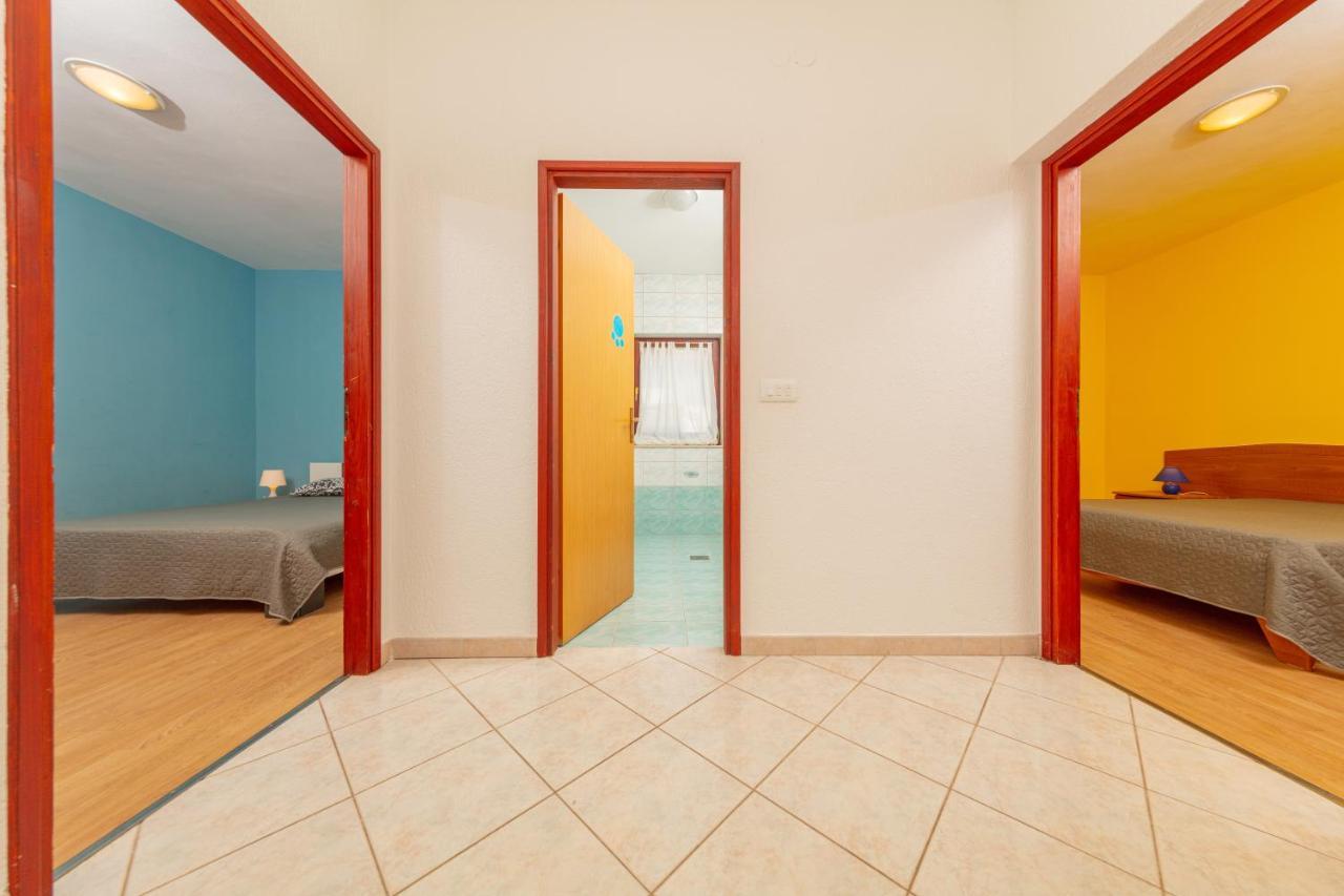 Villa Lili Pola Esterno foto