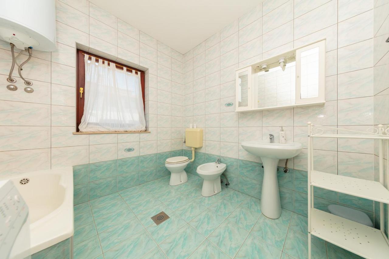 Villa Lili Pola Esterno foto